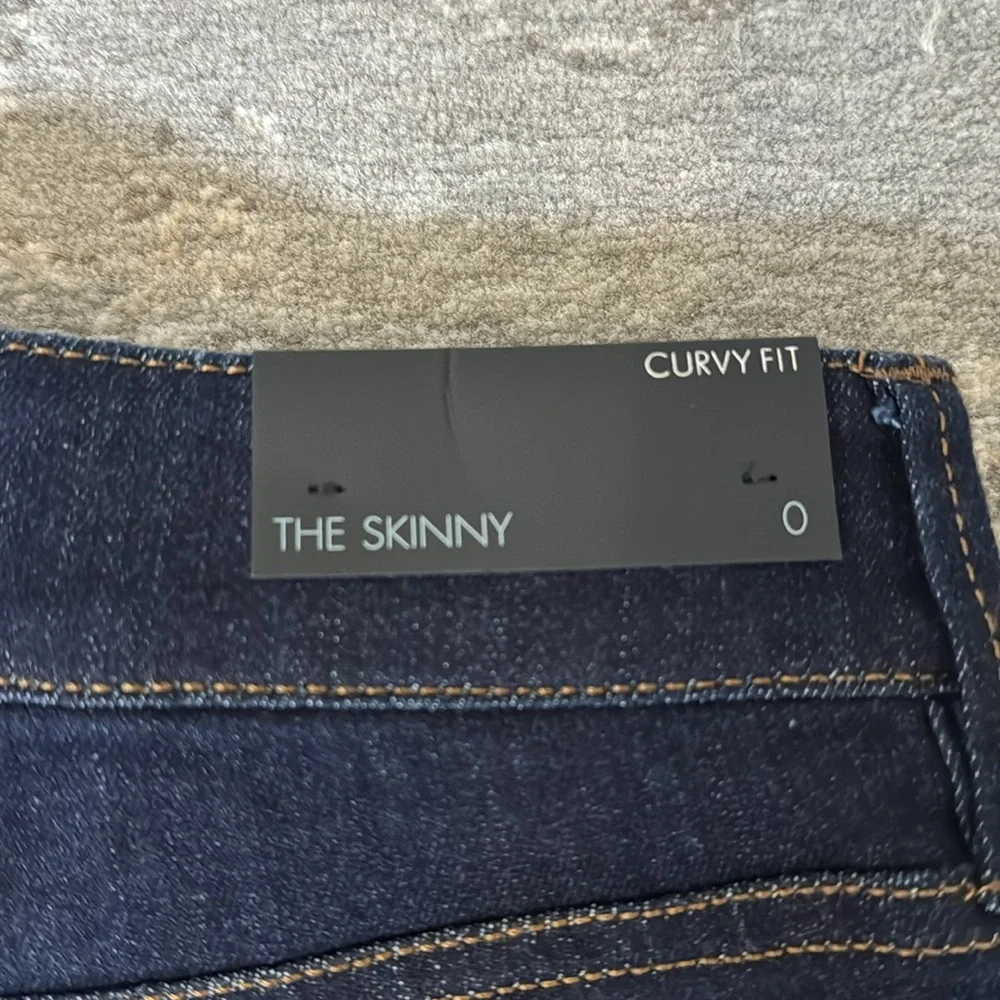 NWT Ann Taylor Curvy Fit Skinny Jeans (Size 0) - Picture 4 of 7